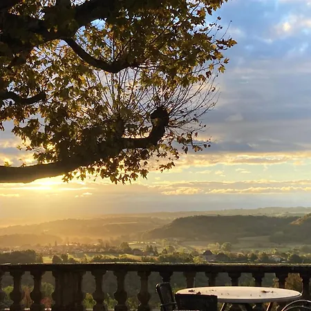 Castel Serein 3* Maubec (Isere)