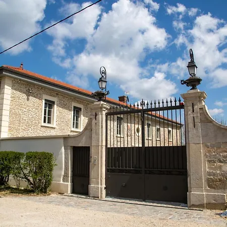 Castel Serein Bed & Breakfast *