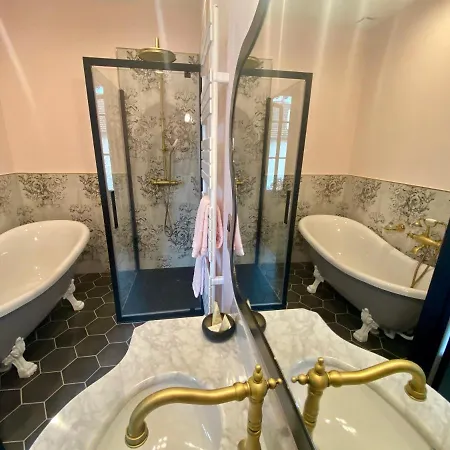 Castel Serein Bed & Breakfast *